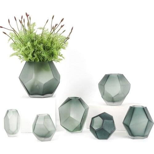 Geometric Shape Cold Style Glass Vase Japanese Flower Vase Flower Arrangement and Floriculture Home Ornament and Decoration