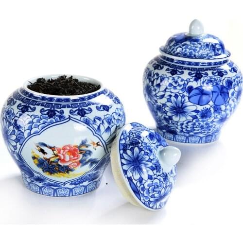 Ceramic Tea Caddy Black Tea Sealed Storage Tank Blue and White Porcelain Decoration Classic Vintage Home Decor Storage Jar