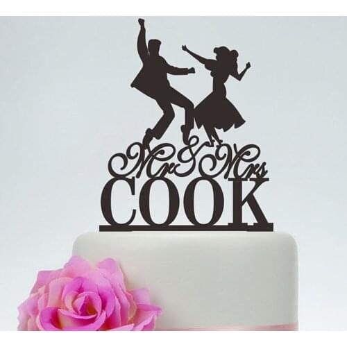 Personalized Funny Bride and Groom wedding Cake Topper Mr and Mrs Cake Topper With Last Name,Custom Dancing Wedding Cake Topper