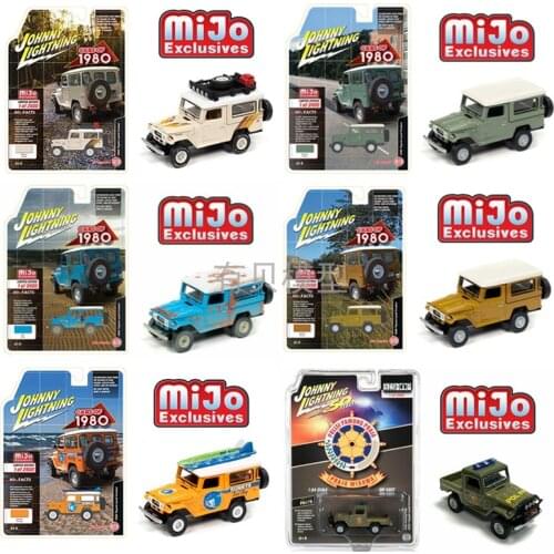 JohnnyLightning 1/64 Toyota Land Cruiser Diecast Collection of Die-casting Simulation Alloy Model Children Toys