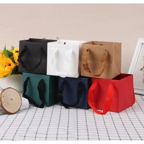 Square portable Kraft paper bag flowers Shopping clothes wig packaging bag plant Birthday wedding gift bag