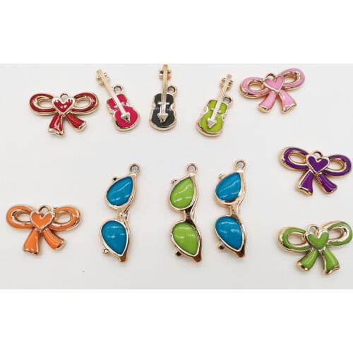 2pcs Fashion Acrylic Eyeglass/Cat/bowknot/Guita Shape DIY Charm Pendant For Handmade y1607
