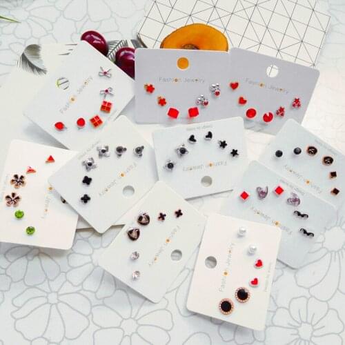 Retro White Black Red Crsytal Plastic Acrylic Stud Earrings Wholesale Geometric Pearl Trend Womes Earrings Friend Gift Jewelry