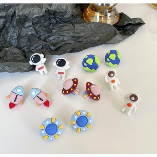 Astronaut Cartoon Ear Studs Ins Creative Spaceship without Pierced Ear Clip Earrings Women Cute Rocket Earring Small Ear Jewelry