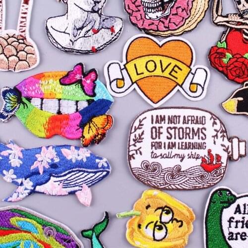 Cute Animals Patches For Clothing Crystal Embroidered Patches For Clothes Love-shape/Sex Lips Patch For T-shirt Jacket Applique