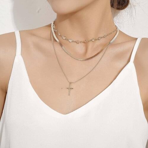 Cross Pendant Snake Clavicle Chain Rhinestone Choker Necklace for Women Gold Silver Color 2020 Fashion Jewelry Layered Necklaces