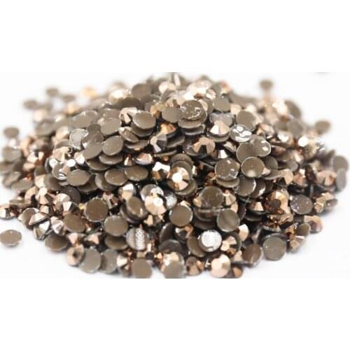 Copper Color 3~6mm Factory Flatback стразы Resin Non hotfix Rhinestones in Bulk Package Plastic Nail Art Decoration for Garment