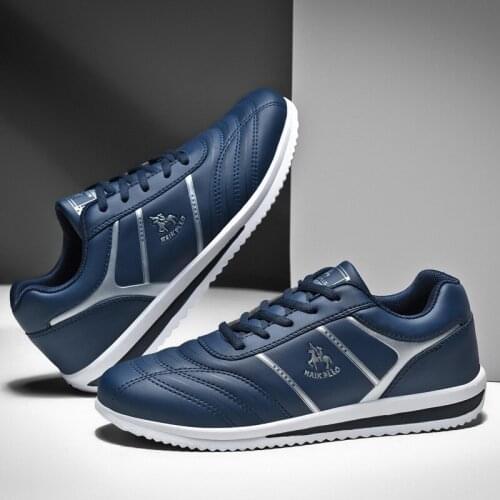 New Mens Golf Shoes Blue and White Brand Mens Coach Sports and Leisure Walking Shoes Lightweight and Comfortable Golf Sneakers
