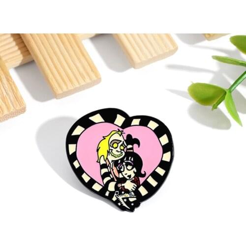 Beetlejuice Alec Baldwin Geena Davis Enamel Brooch Pin Badge Lapel Pins Alloy Metal Fashion Jewelry Accessories Gifts Wholesale