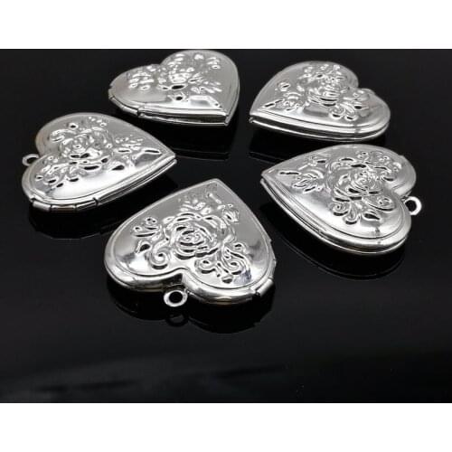 New Ridge Women's Medallions