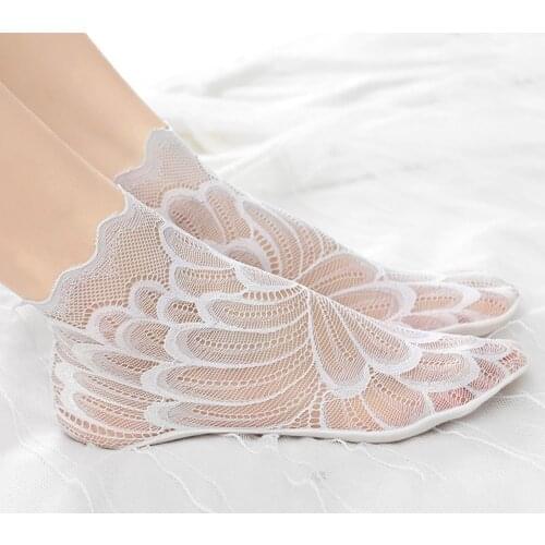 Fashion Women Invisible Anti skid Liner Ankle Socks Low Cut Lace peacock Cotton Hosiery