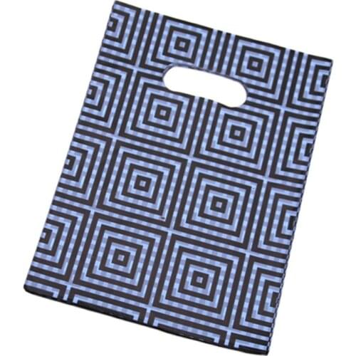 2017 Hot Sale Wholesale 100pcs/lot 15*20cm Luxury Fashion Shopping Plastic Bags Favor Birthday Gift Packaging