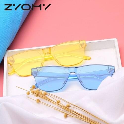 Q 2021 New Oversized Sun Glass Female Big Frame Square Flat Top Candy Color Glasses Men Vintage Mirror Shades Gradient UV400
