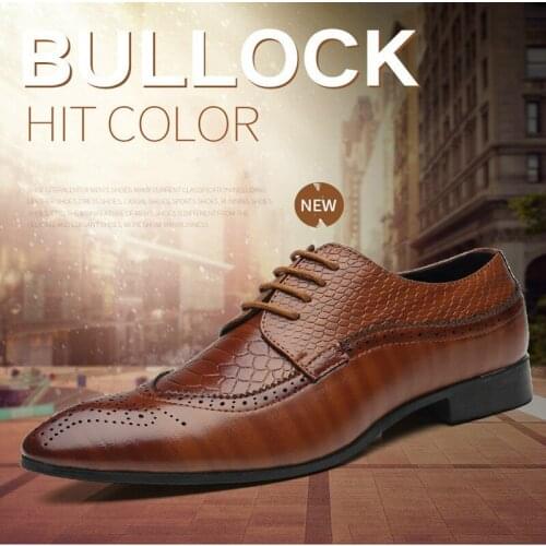 Wedding Dress Brogue Shoes Men Patent Leather Formal Shoes Men Office 2021 Men Dress Shoes Leather Business Suit Zapatos Hombre