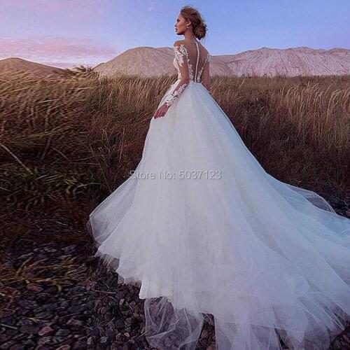 Long Sleeves Tulle Wedding Dresses A Line Scoop Illusion Button Wedding Bridal Gowns Court Train Vestido De Noiva