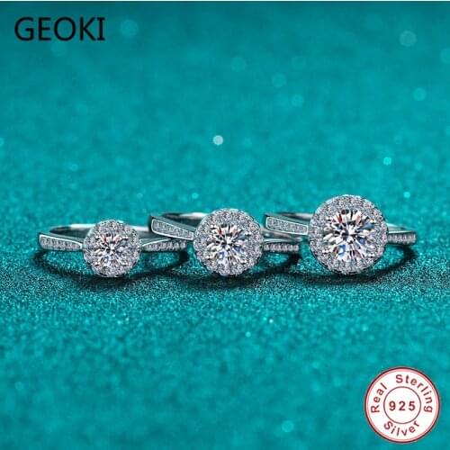 Geoki 925 Sterling Silver Passed Diamond Test Perfect Cut Round D Color Moissanite Ring S925 Lab-diamond Wedding Ring for Women