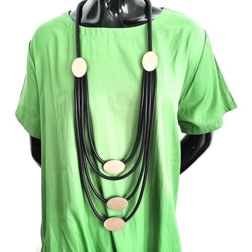 YD&YDBZ New Rose Gold Aluminum Sheet Pendant Necklace Women Long Handmade Necklaces Elasticity Rubber Jewelry Black Choker Chain