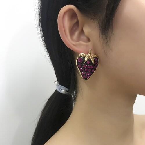 2021 New Sweet Fashion Metal Crystal Strawberry Big Stud Earrings Female Jewelry Accessories Party Gifts For Women Charm Earring