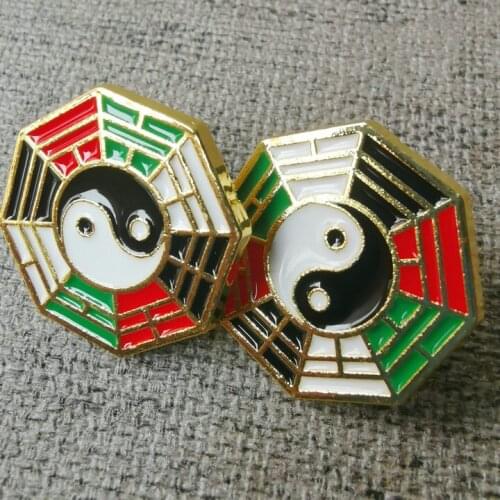 Kaiguang auspicious jewelry, metal oil drop, Taoist Buddhist eight trigrams brooch badge, Taoist Tai Chi eight trigrams brooch