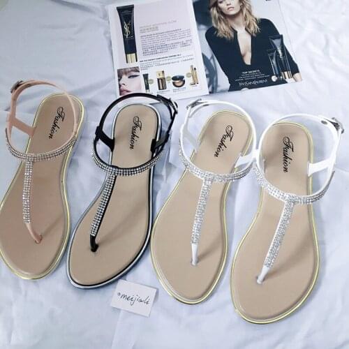 Womens Shoes Summer New Rhinestone Flat Shoes Clip T-type Strap Roman Shoes Low Flat Sandals Women Plastic Sandal Beach slipper