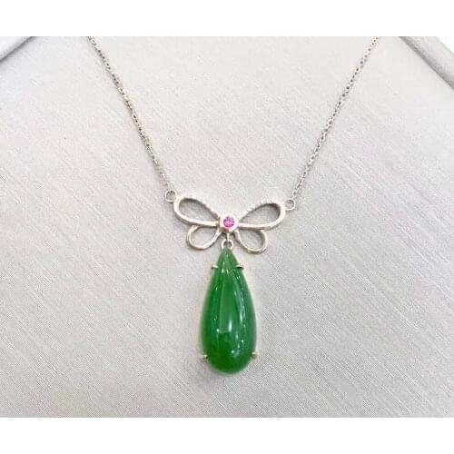 18K rose gold with diamond inlay and Tianbi jade clavicle chainJ76