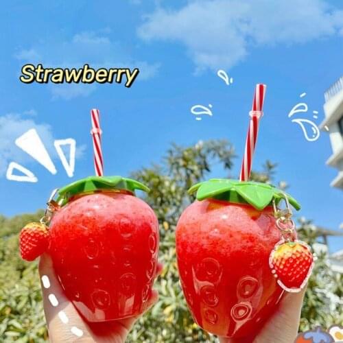 500ml Strawberry Straw Cup Plastic Water Cup Cute Female Handy Milk Tea Cup Portable Water Bottle With Straw