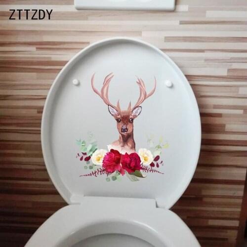 ZTTZDY 21.2×24.9CM Wreath Deer Head Creative Cartoon Home Wall Stickers Funny WC Toilet Decoration T2-1085
