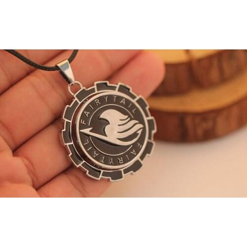 10 pcs/lot Anime FAIRY TAIL Rotatable necklace Keychain logo pendant toy gift