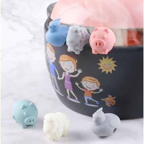 Cartoon silicone anti-overflow pot lid clip animal shape kitchen gadgets soup boiling soup pot lid clip