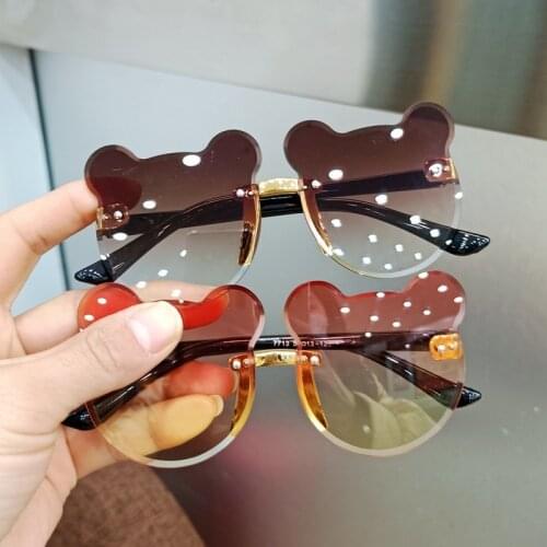 2021 Trends Childrens Sunglasses Fashion Baby Girls Boys Summer Anti-glare radiation Sunglasses Cute Cartoon Bear Sunglasses