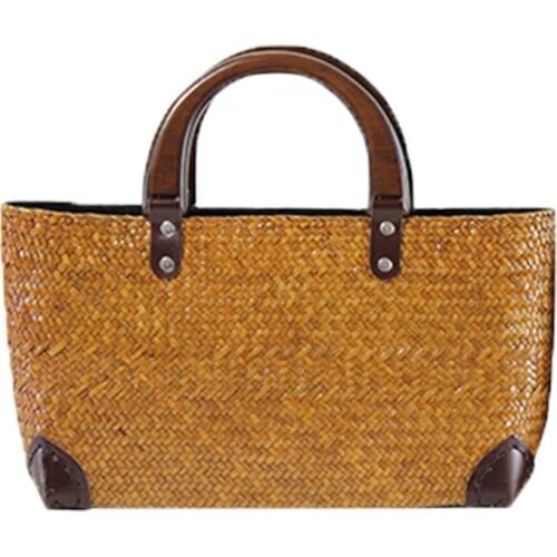 Handmade straw woven bag Rattan woven bag Art retro vacation beach bag Woven female bag Wooden handle portable rattan bag
