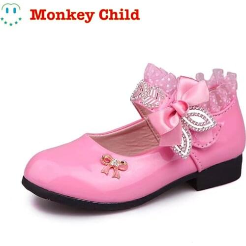 Girls Princess Shoes 2021 New Fashion Patent Leather Wedding Shoes White Children Mary Janes Shoes Big Girls Dance fairy lady