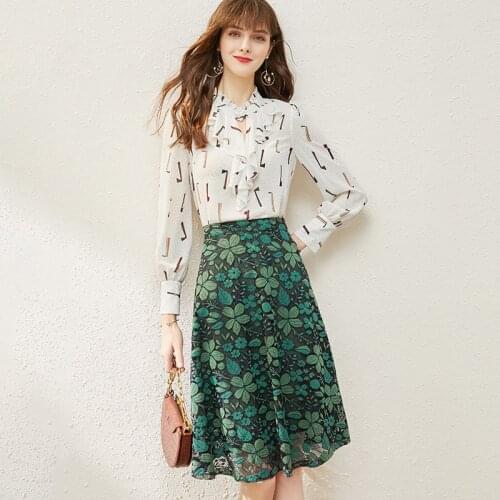 Spring French slim blouse lace printed overskirt skirts two-piece suit Spliced Office Lady Hollow Out shirt dress set