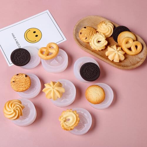 New Cookie Biscuit Shape Epoxy Resin Silicone Mold for DIY Handmade Ornaments Plaster Candle Jewelry Kids Toys Key Chain Mould