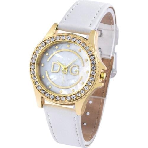 Часы Top selling DQG brand watches for women fashion Leather band Bear quartz watch women dress wristwatch Zegarek damski Reloj