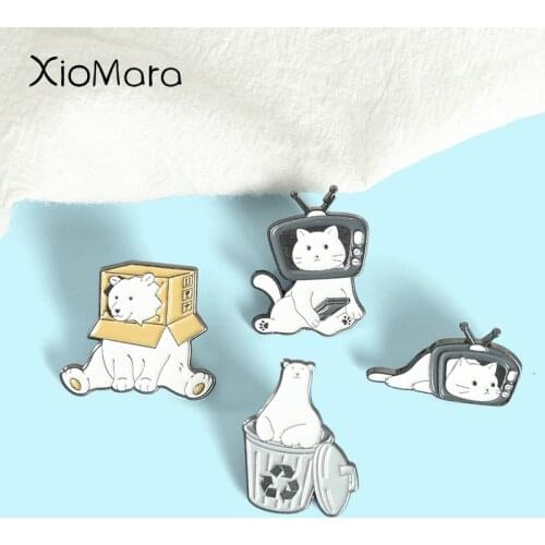 Cute Animal Enamel Pins Polar Bear Cat Head is in TV Cartoon Brooches Backpack Badges Lovely Gifts For Women Men Custom Jewely