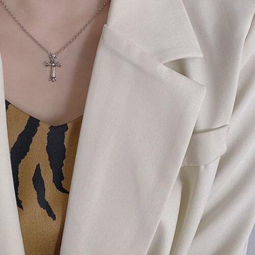 S925 Sterling Silver Necklace for Women Retro Cross Necklace Simple Light Luxury Clavicle Chain Lovers Jewelry Wholesale