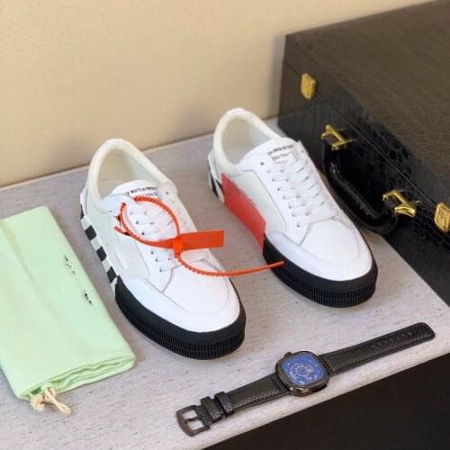 2021 Top outdoor jogging Men Running Shoes Athletic walking Women Running Shoes Super Light Men Women Sneakers Mens Sneakers