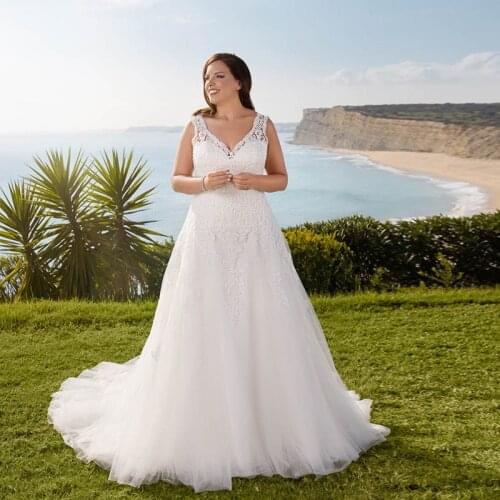 Plus Size 2021 ivory/White Double V Neck Wedding Dresses Zipper Back Appliqued A Line Tulle Bridal Gowns Robes De Mariage