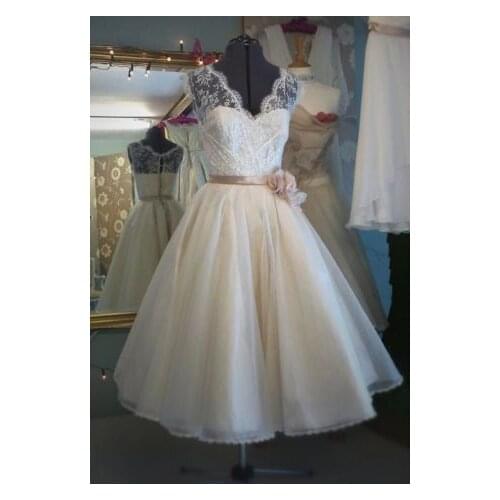 2018 vestido de noiva Design V-Neck Flower Sash Lace Tea Length Short party prom Bridal Gown Custom Size lace bridesmaid dresses