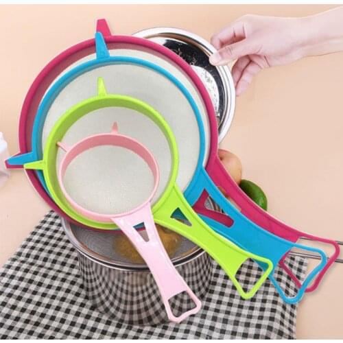4pcs/set Mesh Fried Food Strainer Food Filter Spoon Strainer Plastic Handle Kitchen Accessories