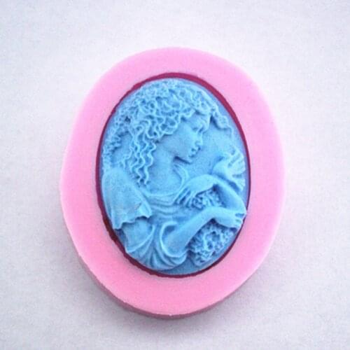 Free shipping 3.9cm Single mini Lady F0188S Fondant Mold Silicone Sugar mini mold Craft Molds DIY