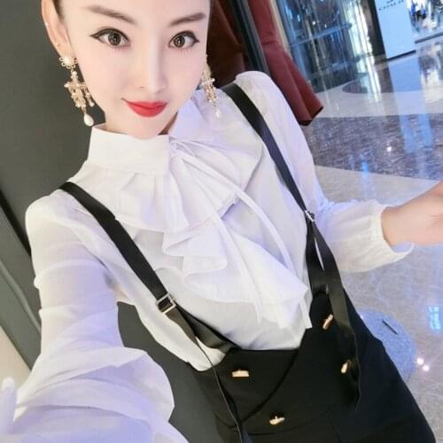 Womens suit Korean version of the ruffled chiffon shirt female + suspenders womens two piece set two piece set top and pants