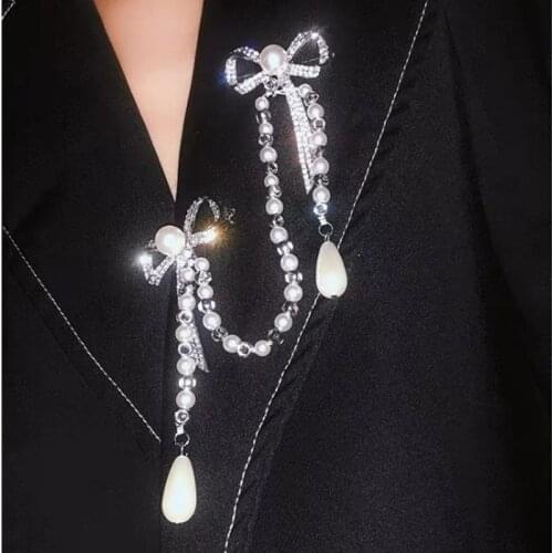 CINDY XIANG New Fashion Rhinestone Double Bowknot Pin Brooch Vintage Pearls Tassel Suit Collar Lapel Shirt Brooches High Quality