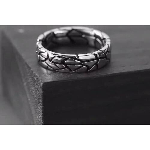 QiLuxy Fashion Vintage Decorative Pattern Openings Rings for Men Hip Hop Cool Adjustable Rings Finger Jewelry