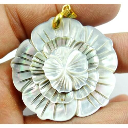 2pc Natural Sea SHELL hand-carved flower Pendant Jewelry making necklace for Women Vintage Jewelry Friendship Gifts F38