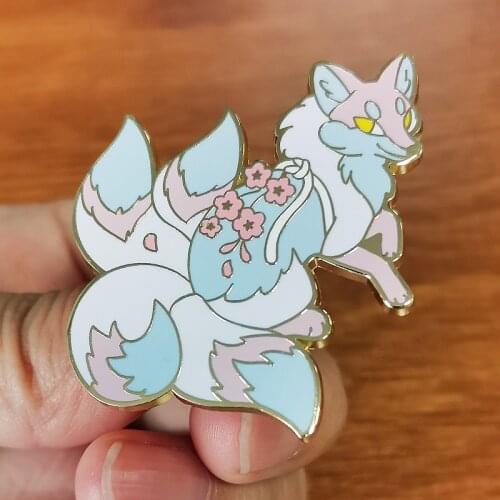 Beware the Kitsune Nine Tailed Fox Brooch Pins Enamel Metal Badges Lapel Pin Brooches Jackets Fashion Jewelry Accessories