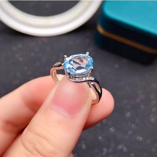 Design Style Silver Topaz Ring for Woman 7mm*9mm 2ct VVS Grade Natural Light Blue Topaz Silver Ring 925 Silver Topaz Jewelry