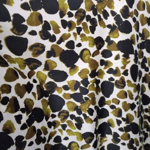 Silk Pajamas Fabric Imitation Silk Printed Polyester Fabric Dress Accessories Scarf Shirt Drape Material
