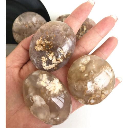 Wholesales Natural Cherry Blossoms Palm Massage Therapy Polished Stone Natural Quartz Crystals Agate Play Stone
